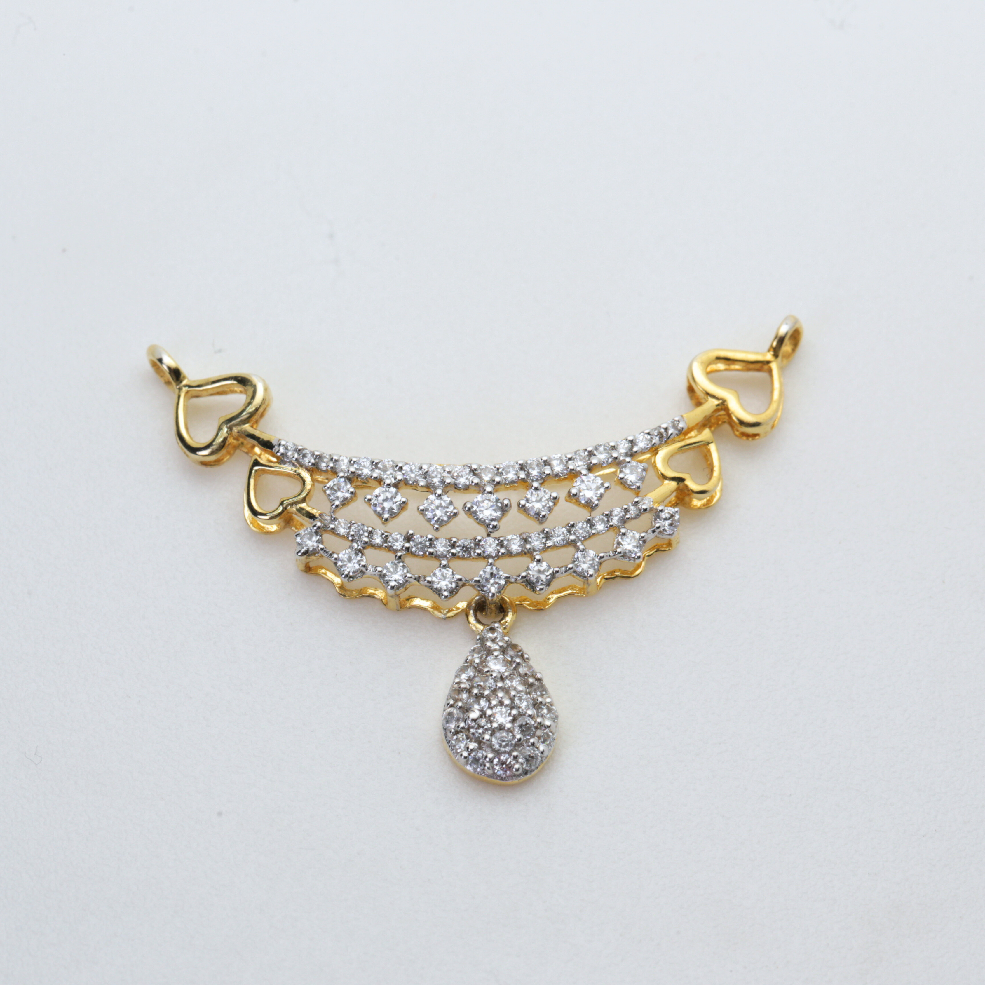 Yellow Gold Mangalsutra Pendant With Drop Design