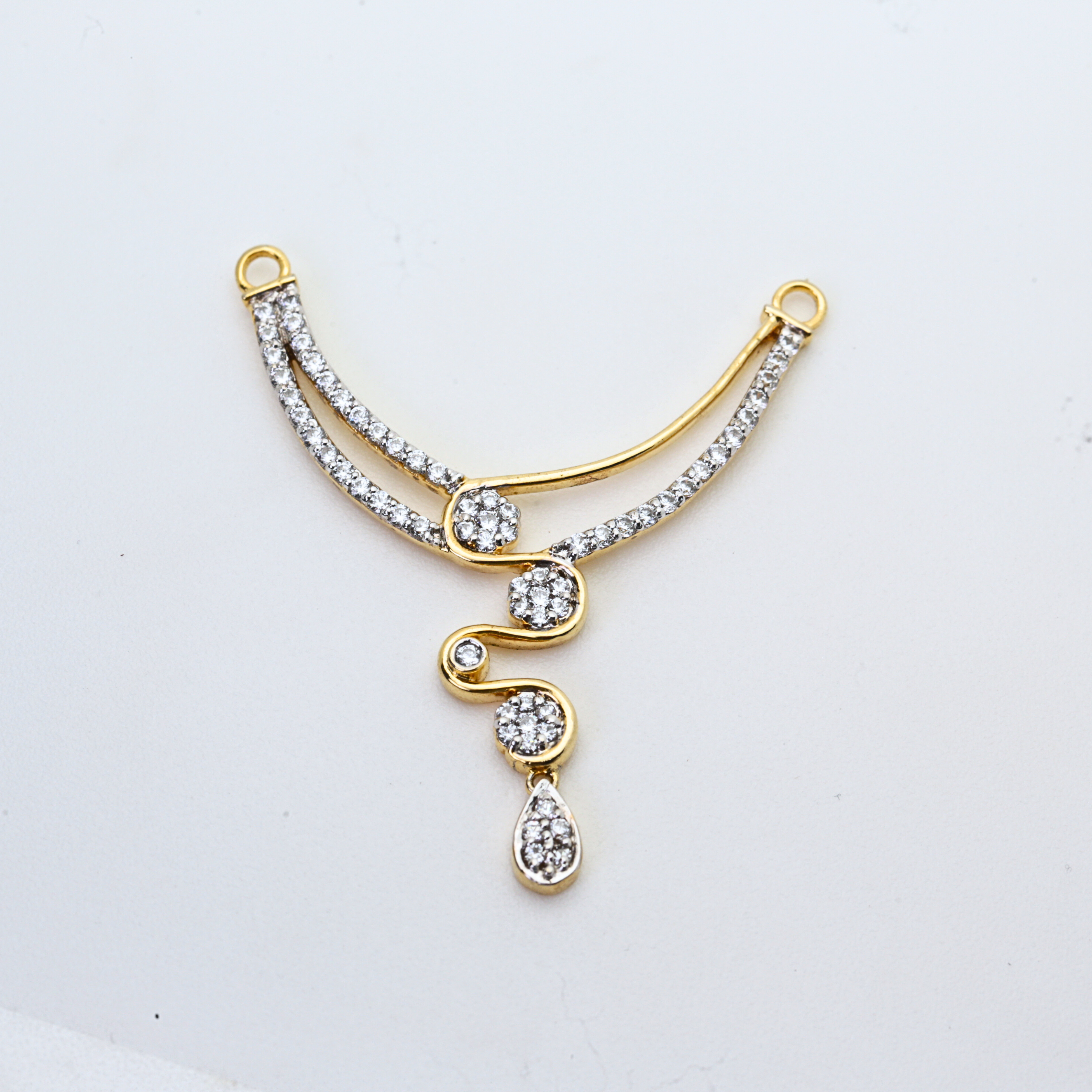 Gold Flow Drop Diamond Pendant Design