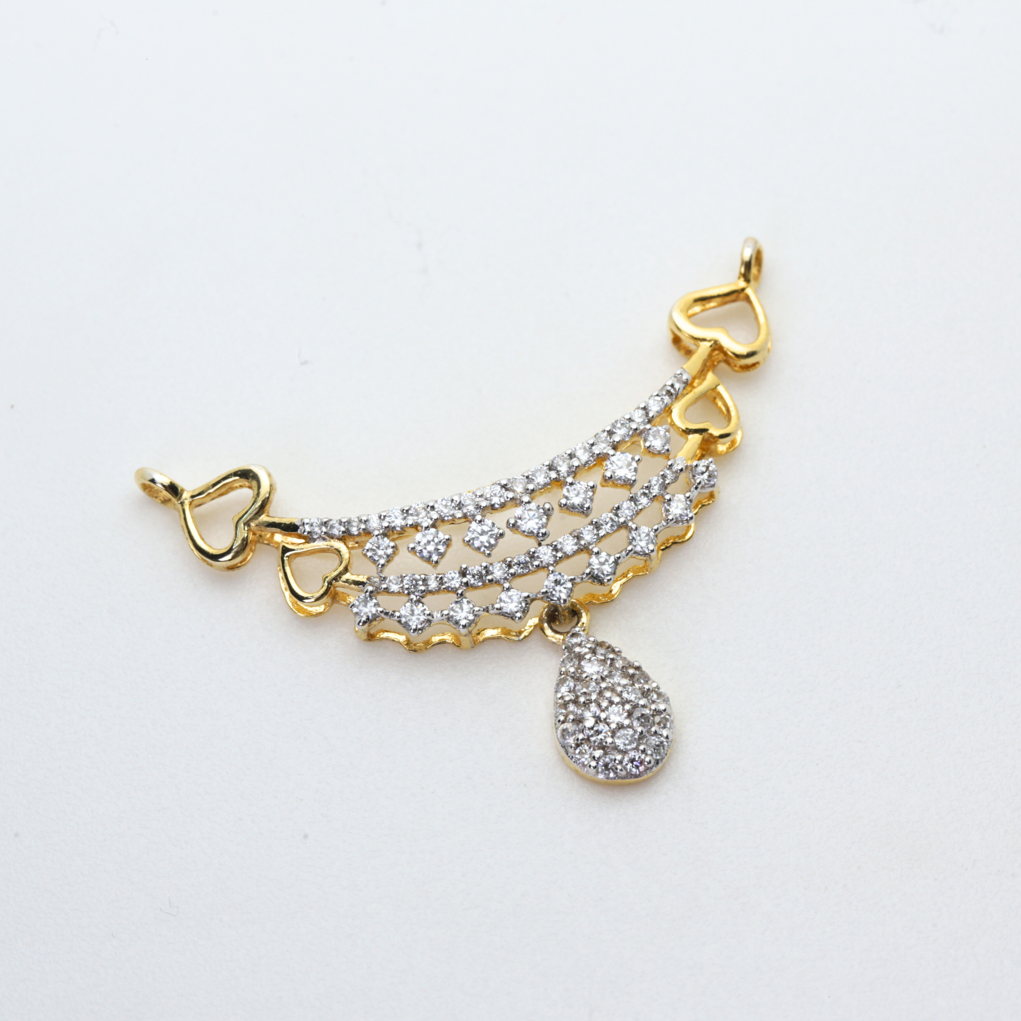 Yellow Gold Mangalsutra Pendant With Drop Design