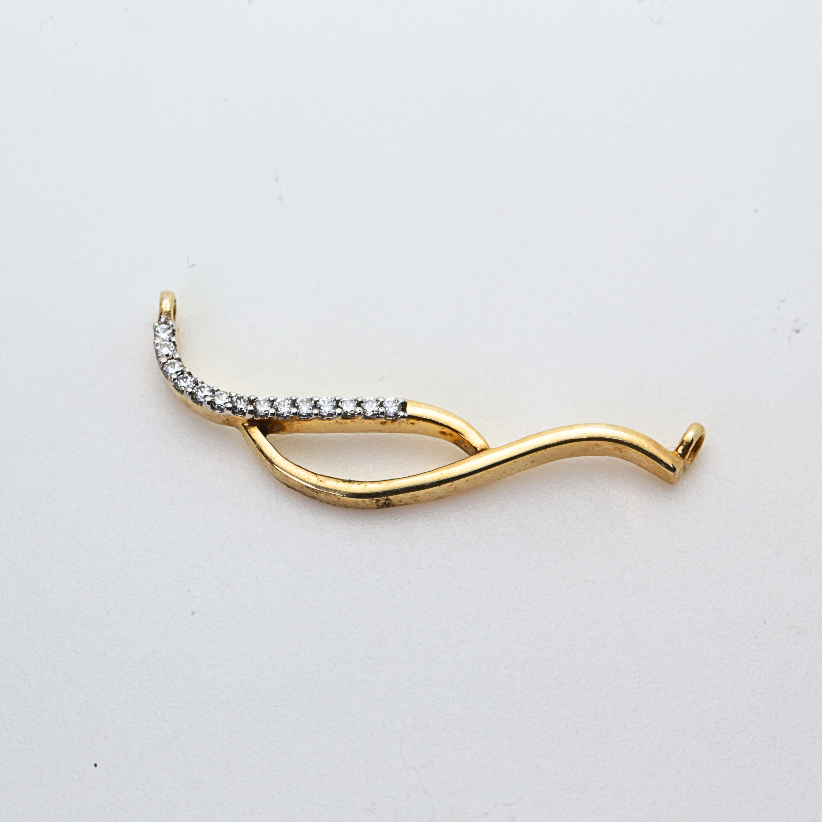 Curved Wave Shape Gold Pendant