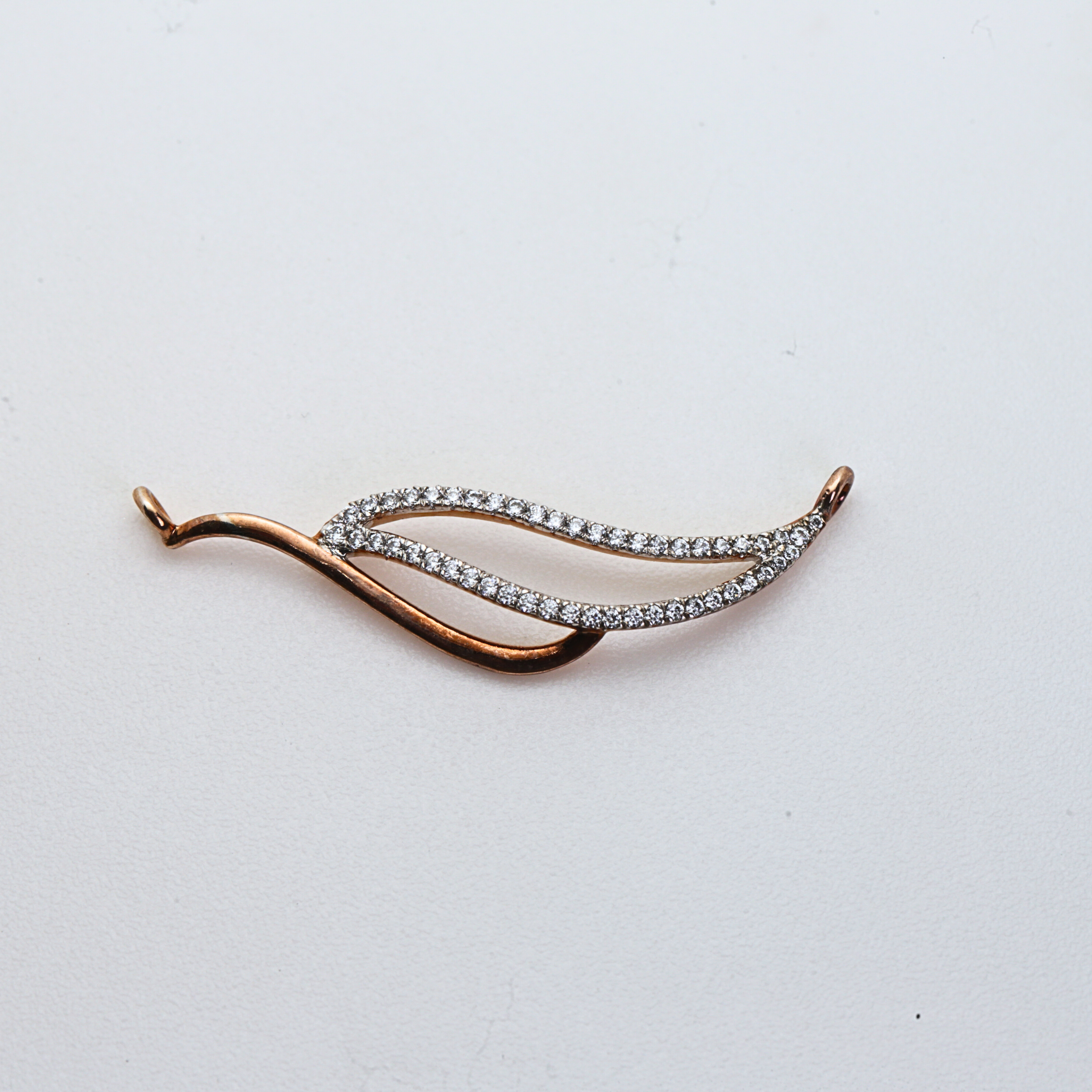 Curved Diamond Gold Pendant