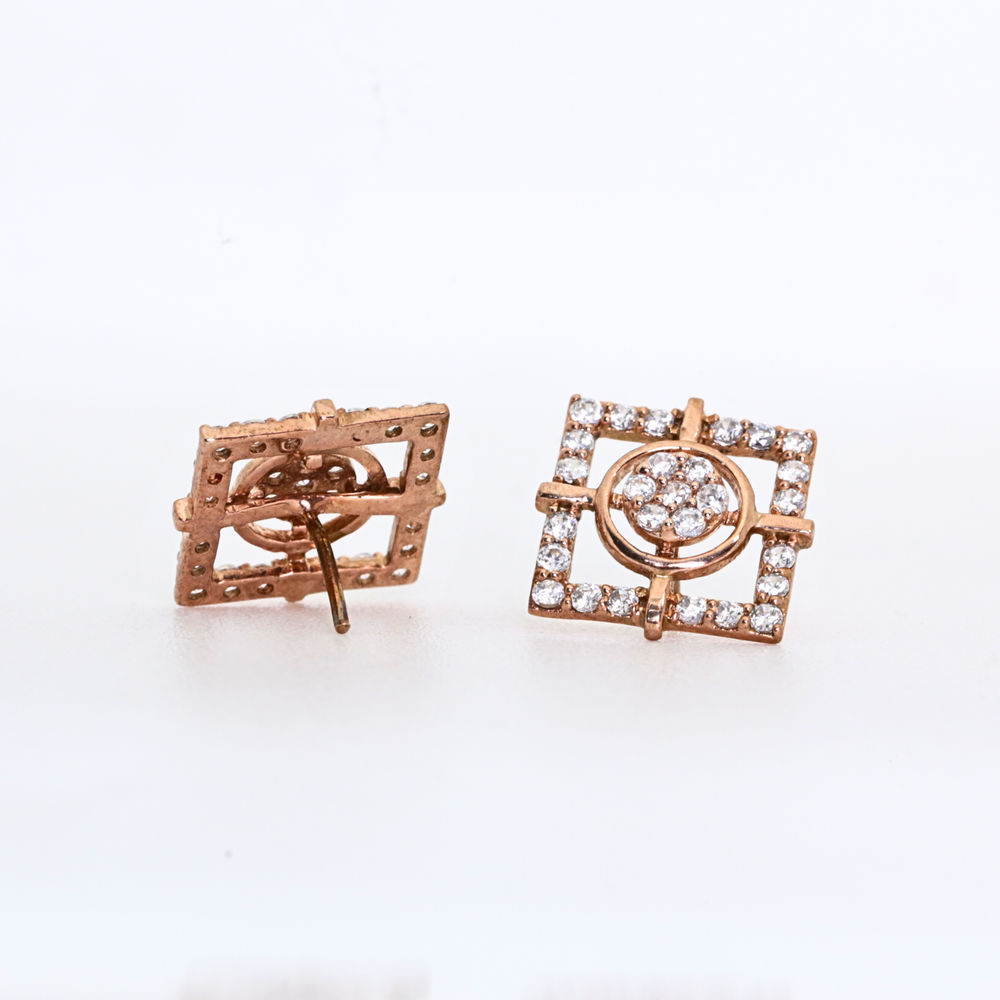 Square Outline Gold Stud Earrings With Circular Diamond Centre