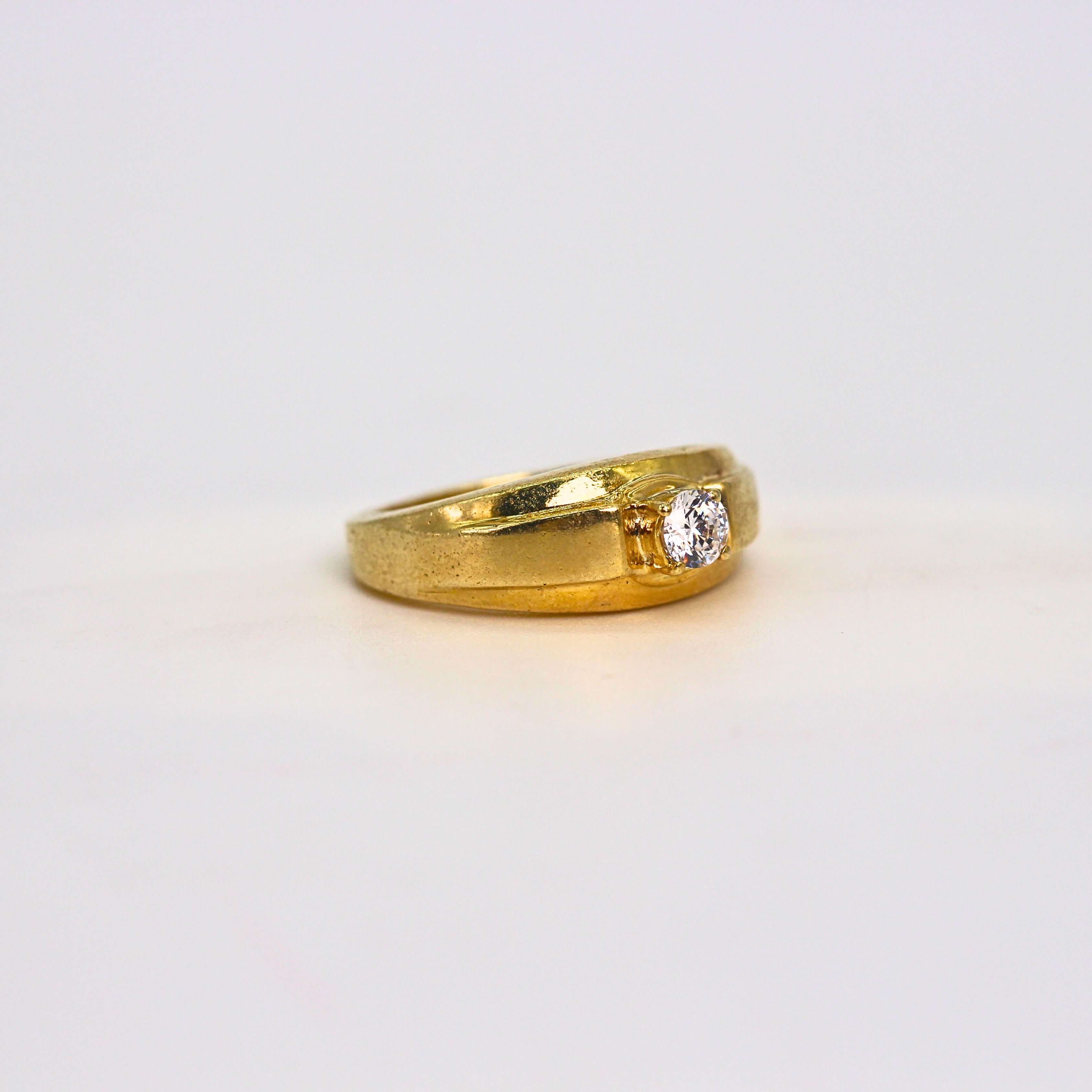Diamond Single Stone Band Ring