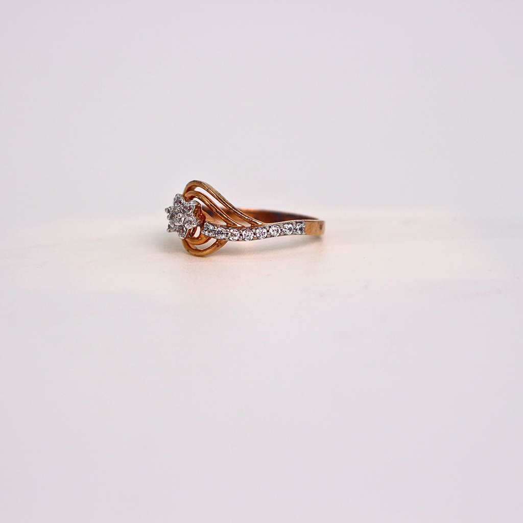 Diamond Star Center Wave Band Ring