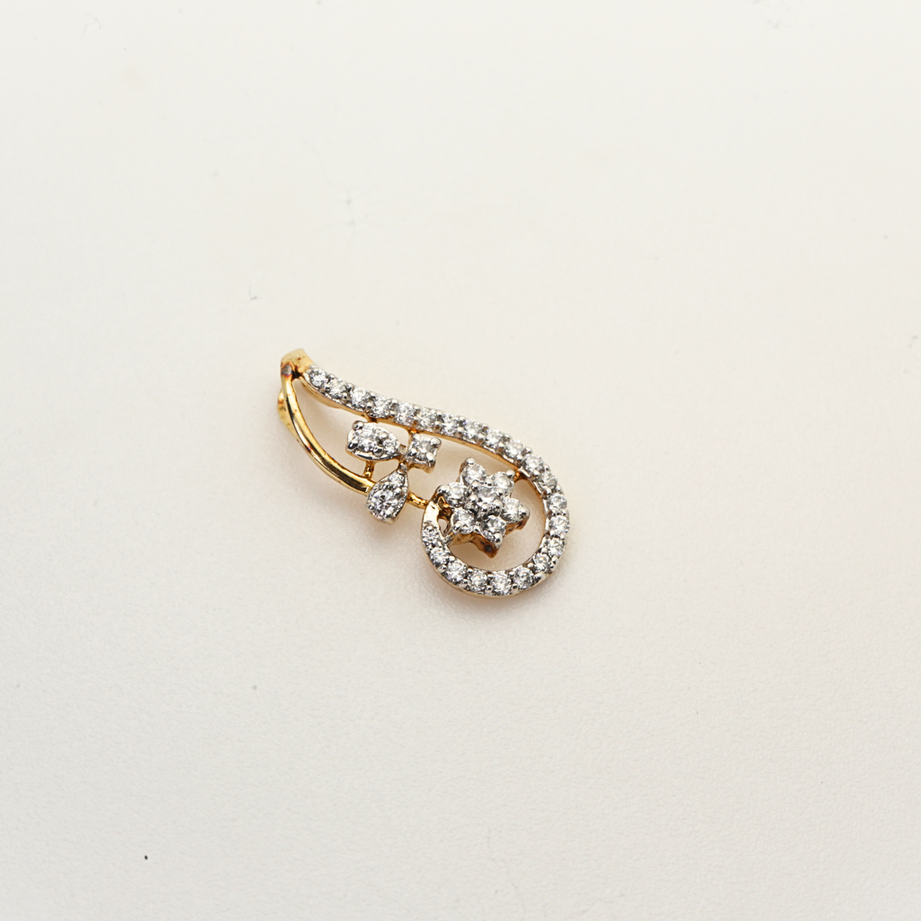 Gold Pendant with Curved Drop Style