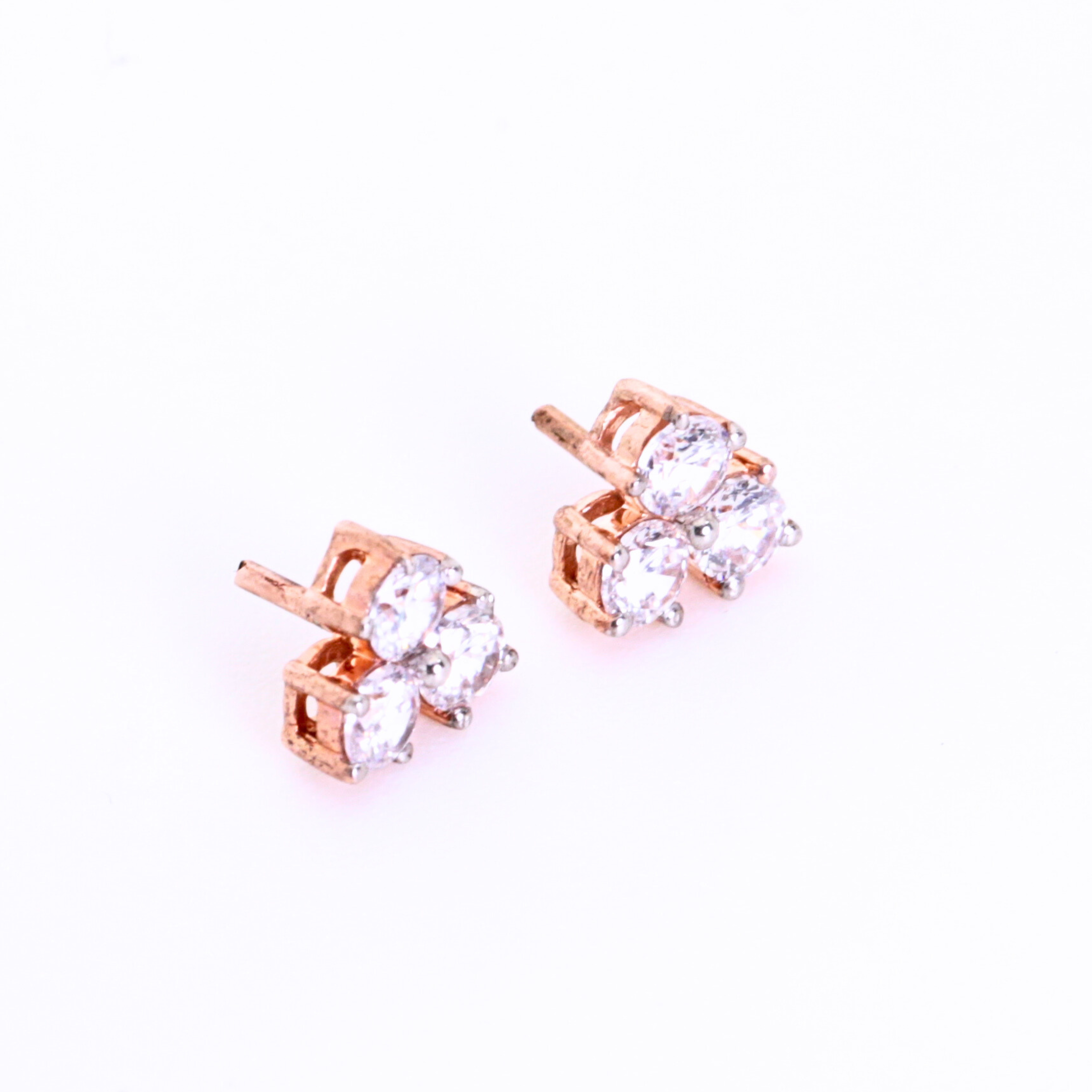 Triangle Shape Gold Stud Earrings With Round Diamond