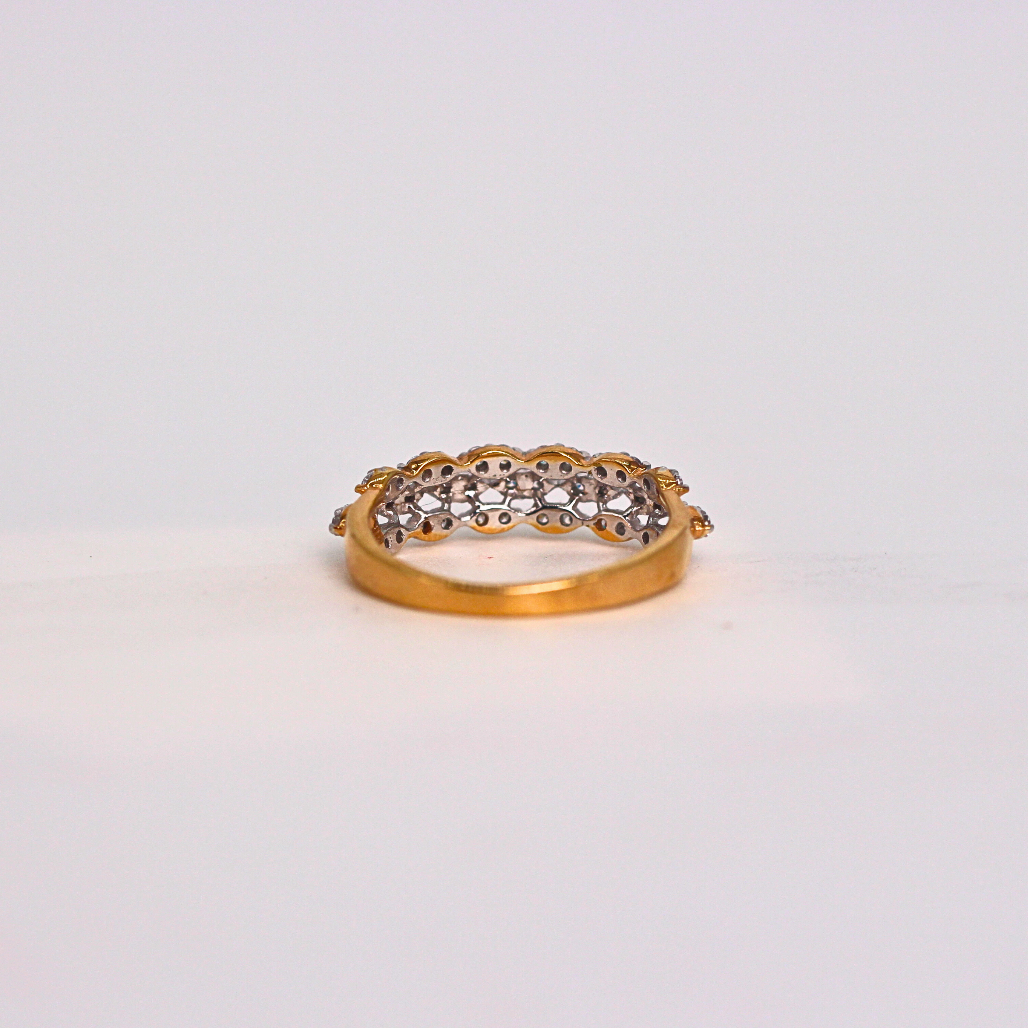 Diamond Lattice Multi Row Band Ring
