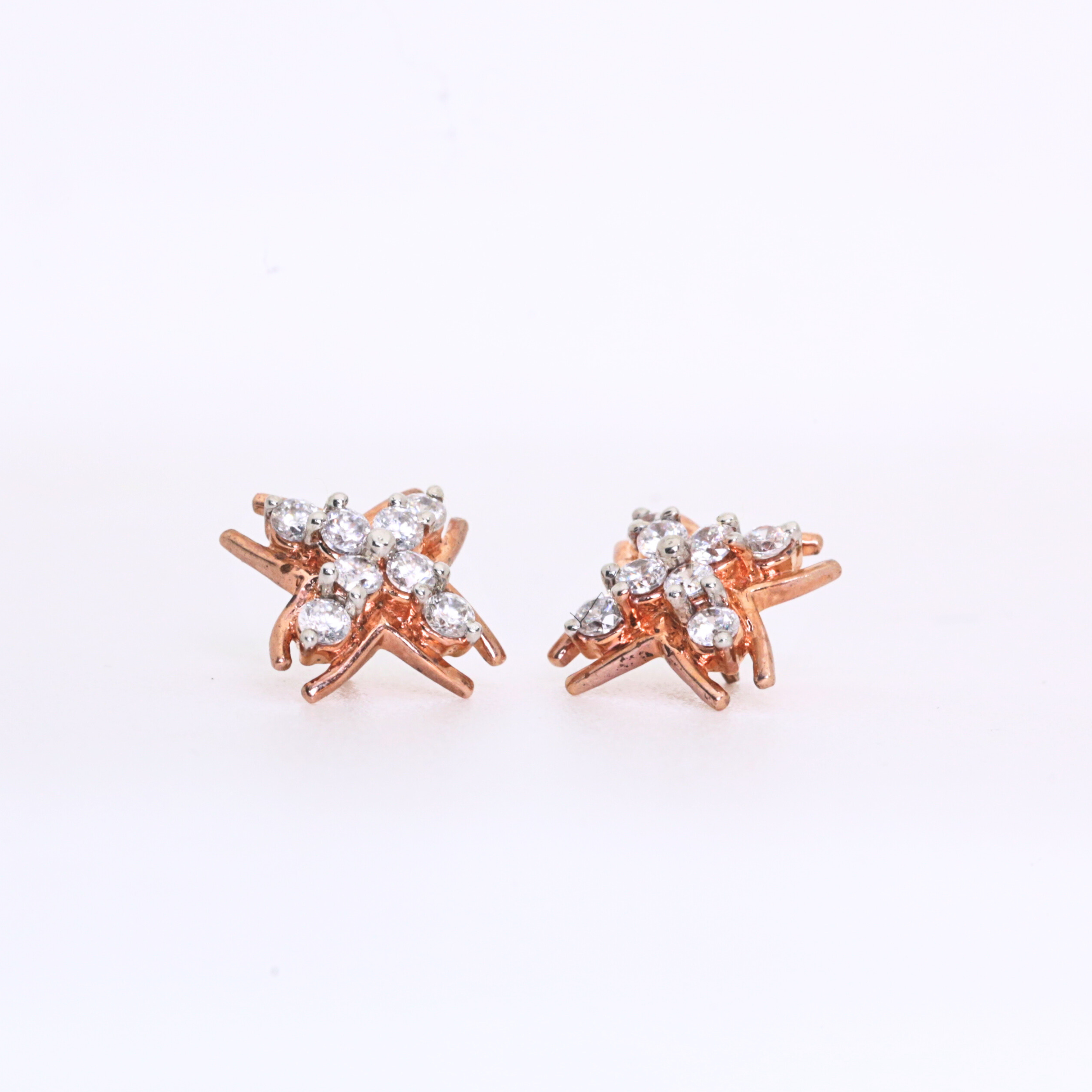 Petal Style Gold Studs With Round-Cut Diamonds