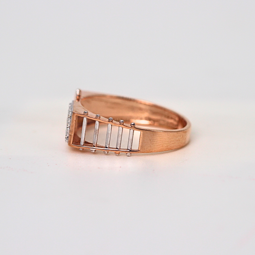 Diamond Grid Cluster Band Ring