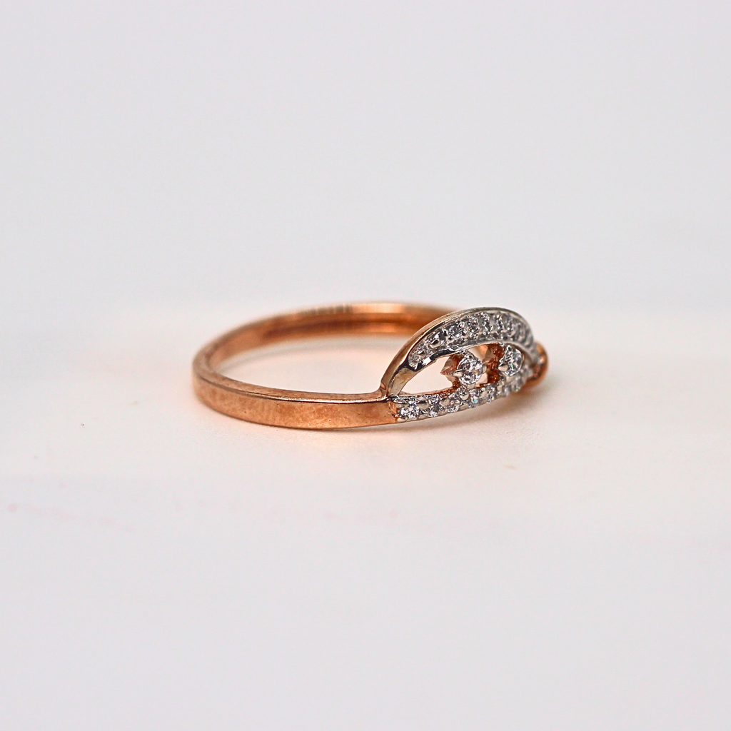 Diamond Curve Knot Band Ring