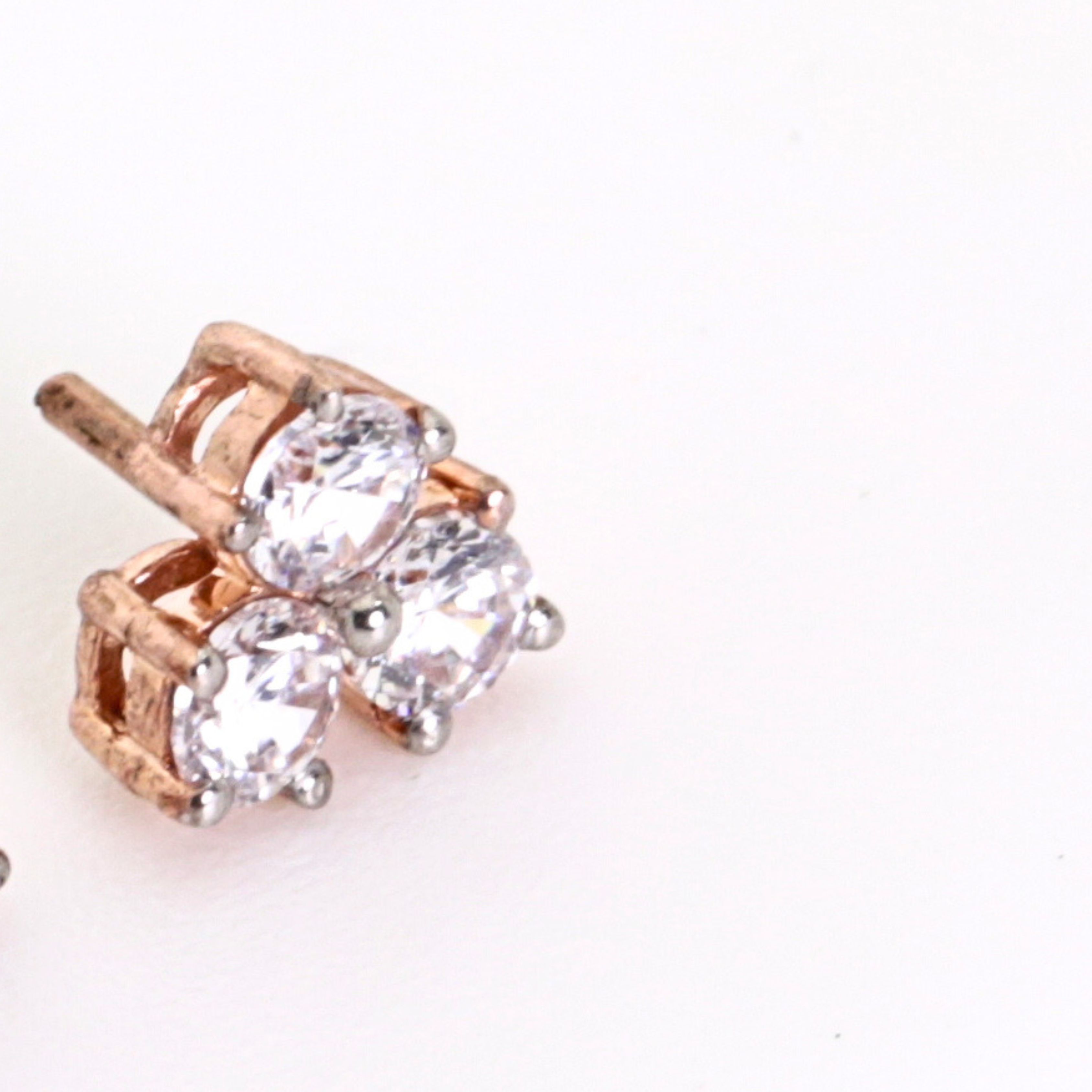 Triangle Shape Gold Stud Earrings With Round Diamond