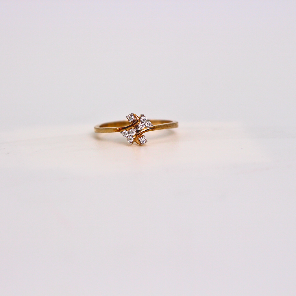 Diamond Floral Twist Band Ring