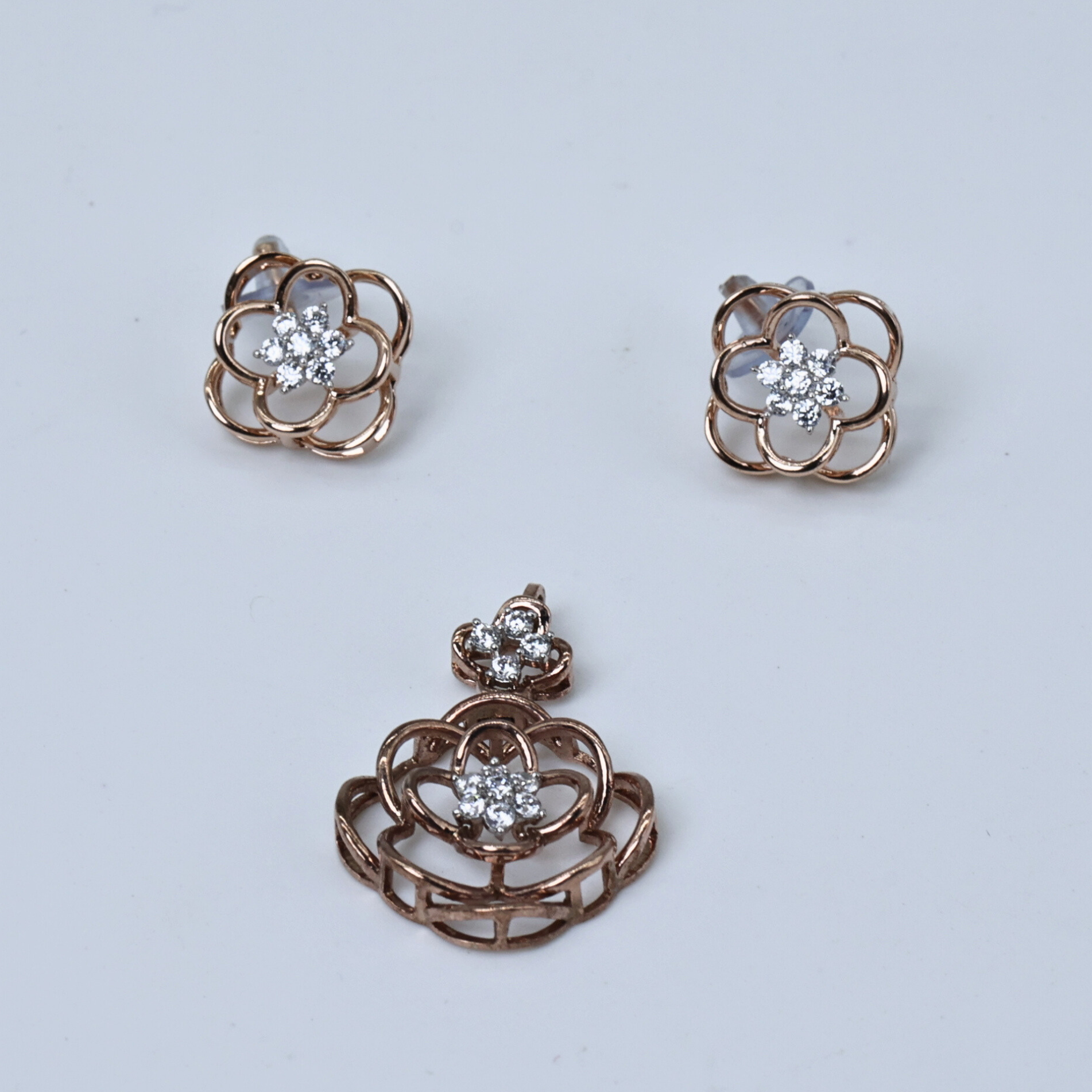 Blossom Aura pendant
Blossom pendant
Aura pendant
Flower pendant
Floral pendant
Petal pendant
Blossom Aura necklace
Blossom necklace
Flower necklace
Floral necklace