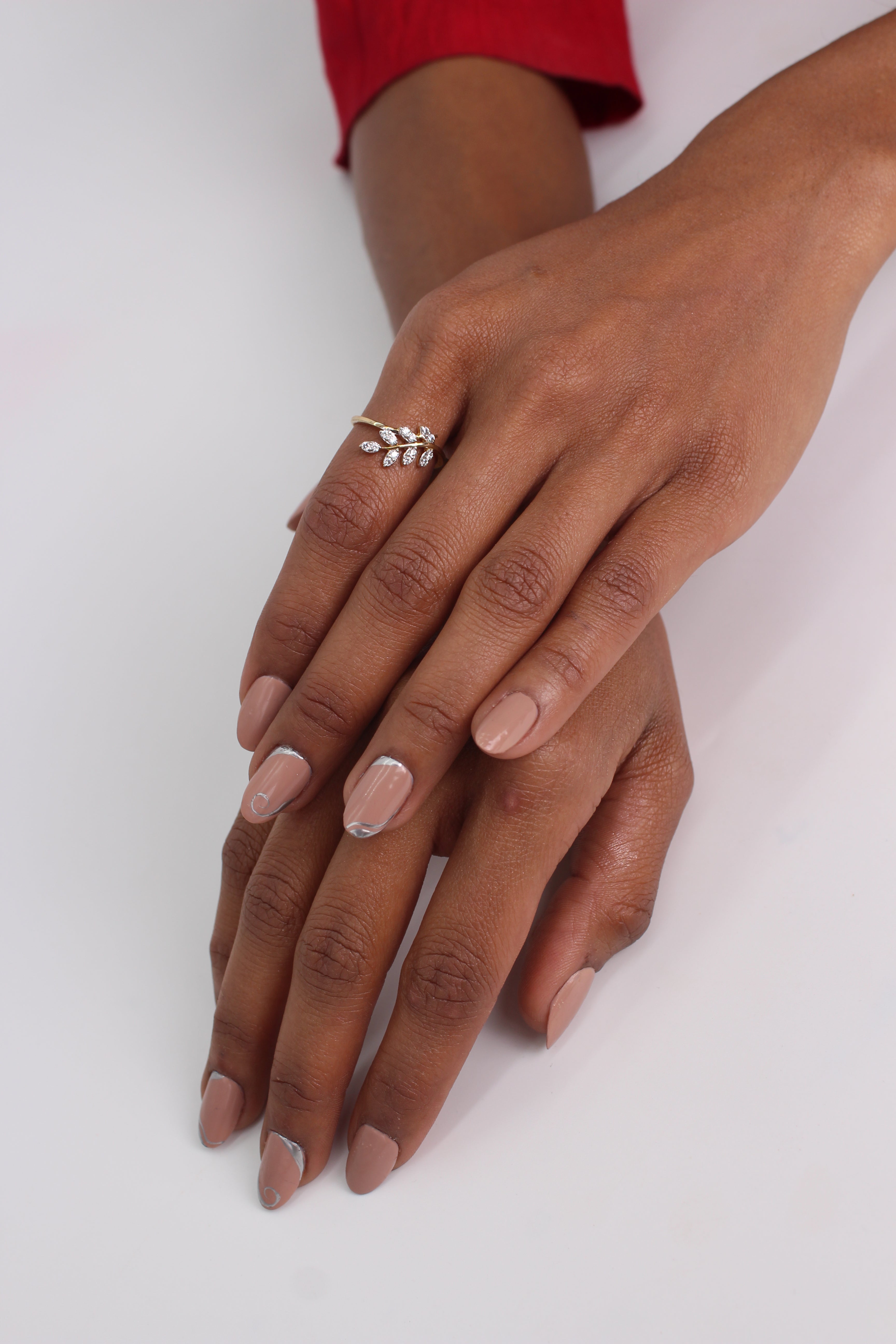 Diamond Leaf Motif Open Band Ring