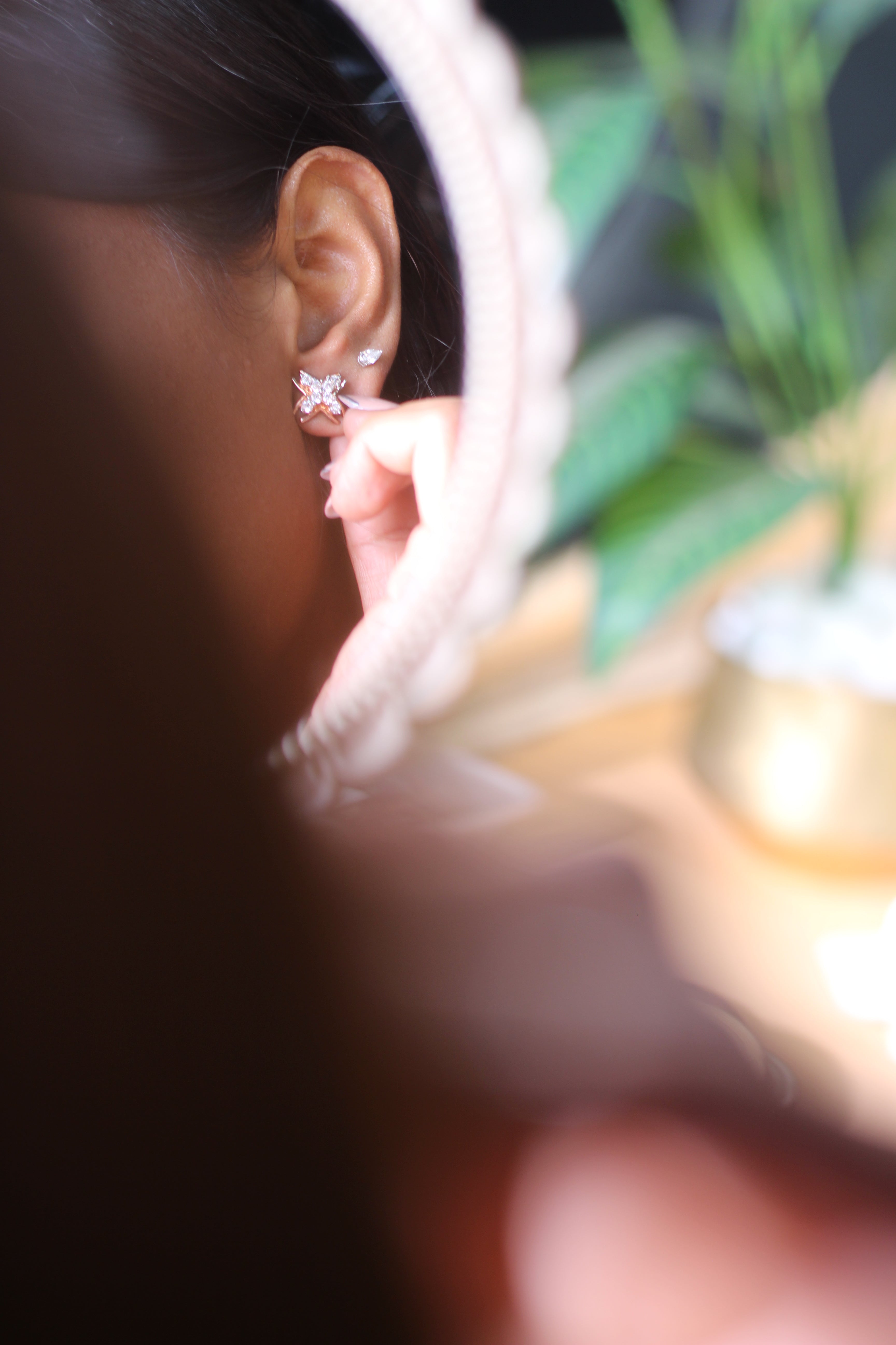 Petal Style Gold Studs With Round-Cut Diamonds