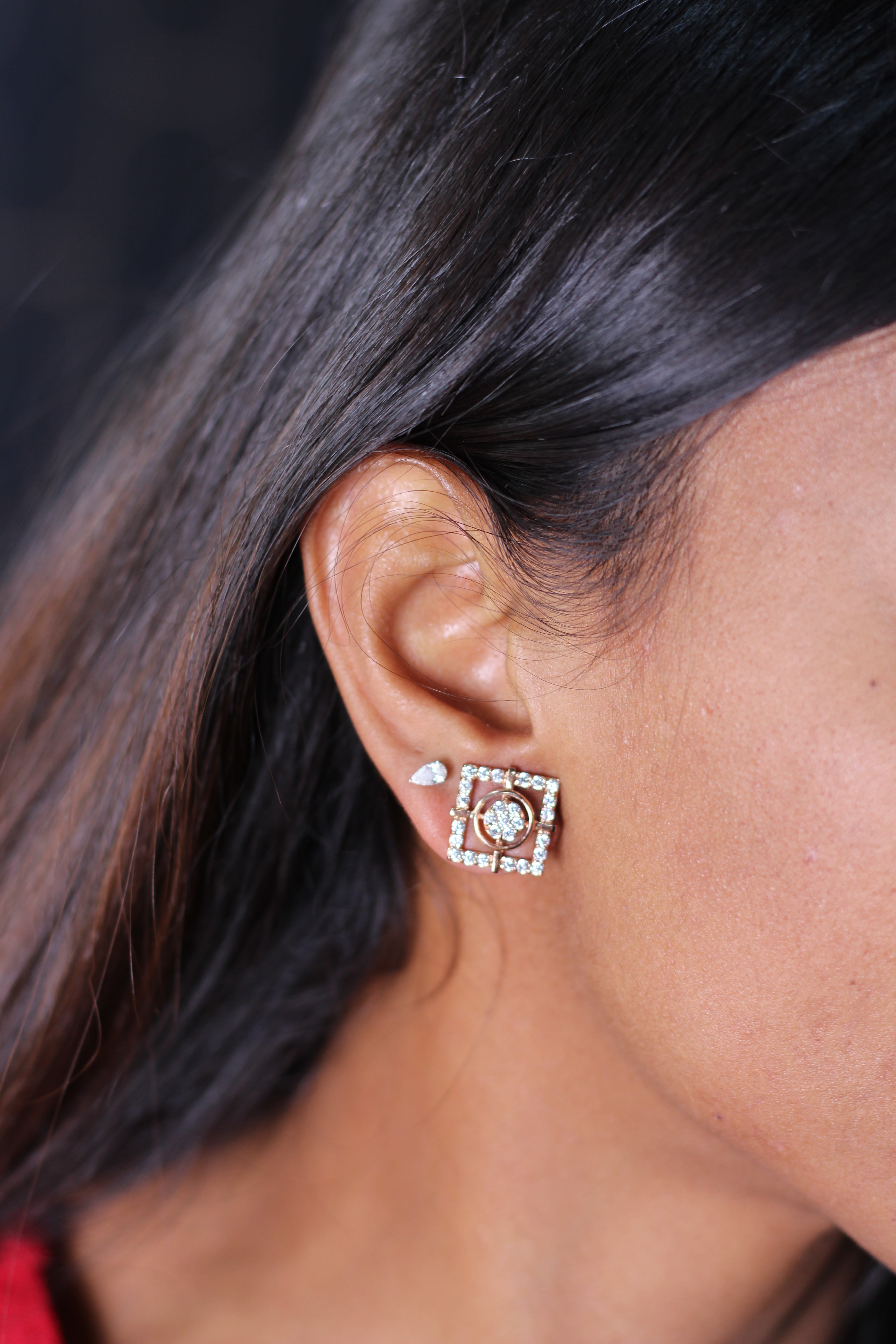 Square Outline Gold Stud Earrings With Circular Diamond Centre