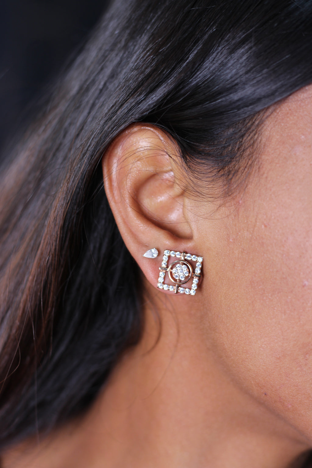 Square Outline Gold Stud Earrings With Circular Diamond Centre