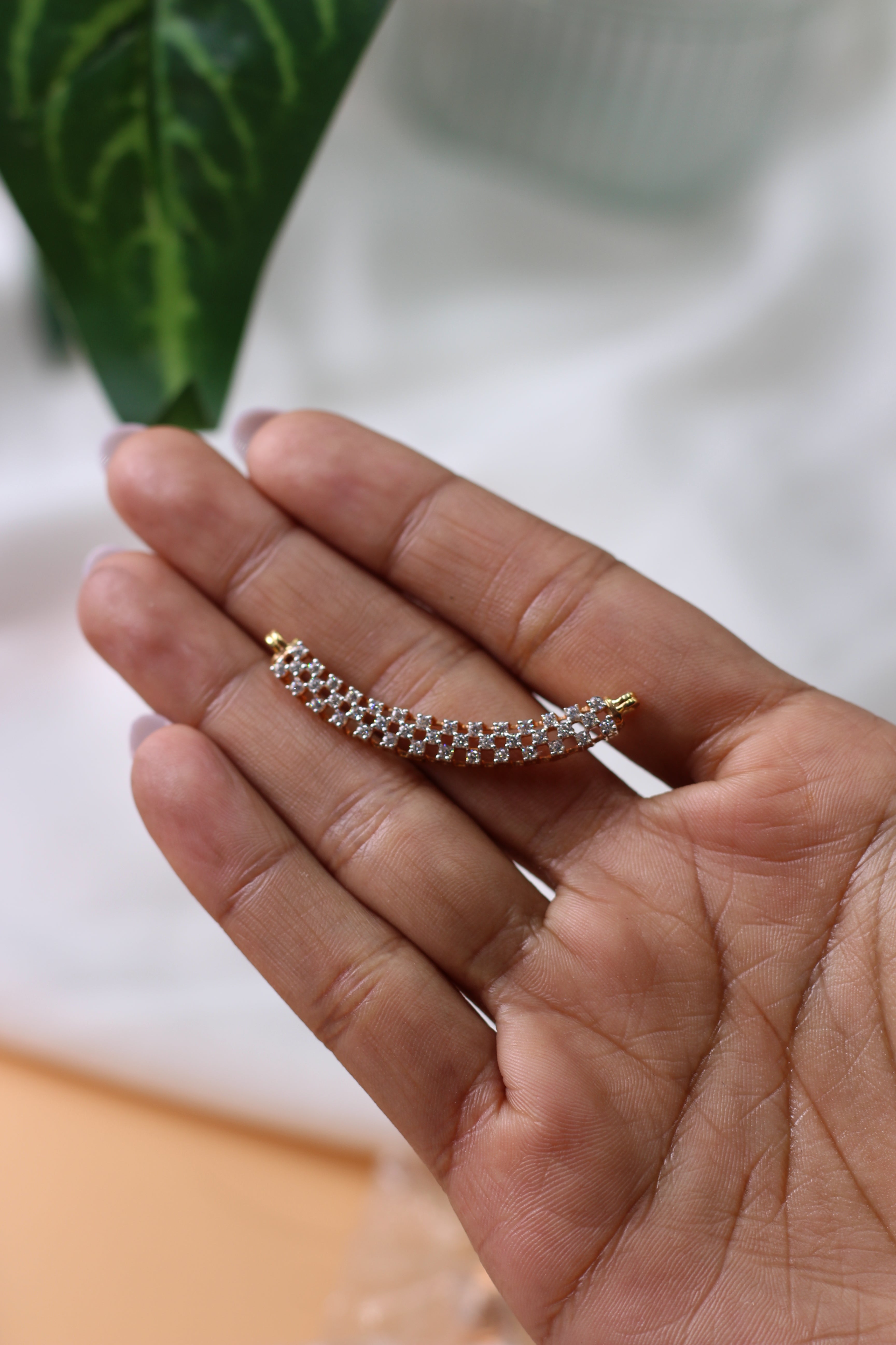 Curved Bar Shape Gold Pendant With Round Diamonds