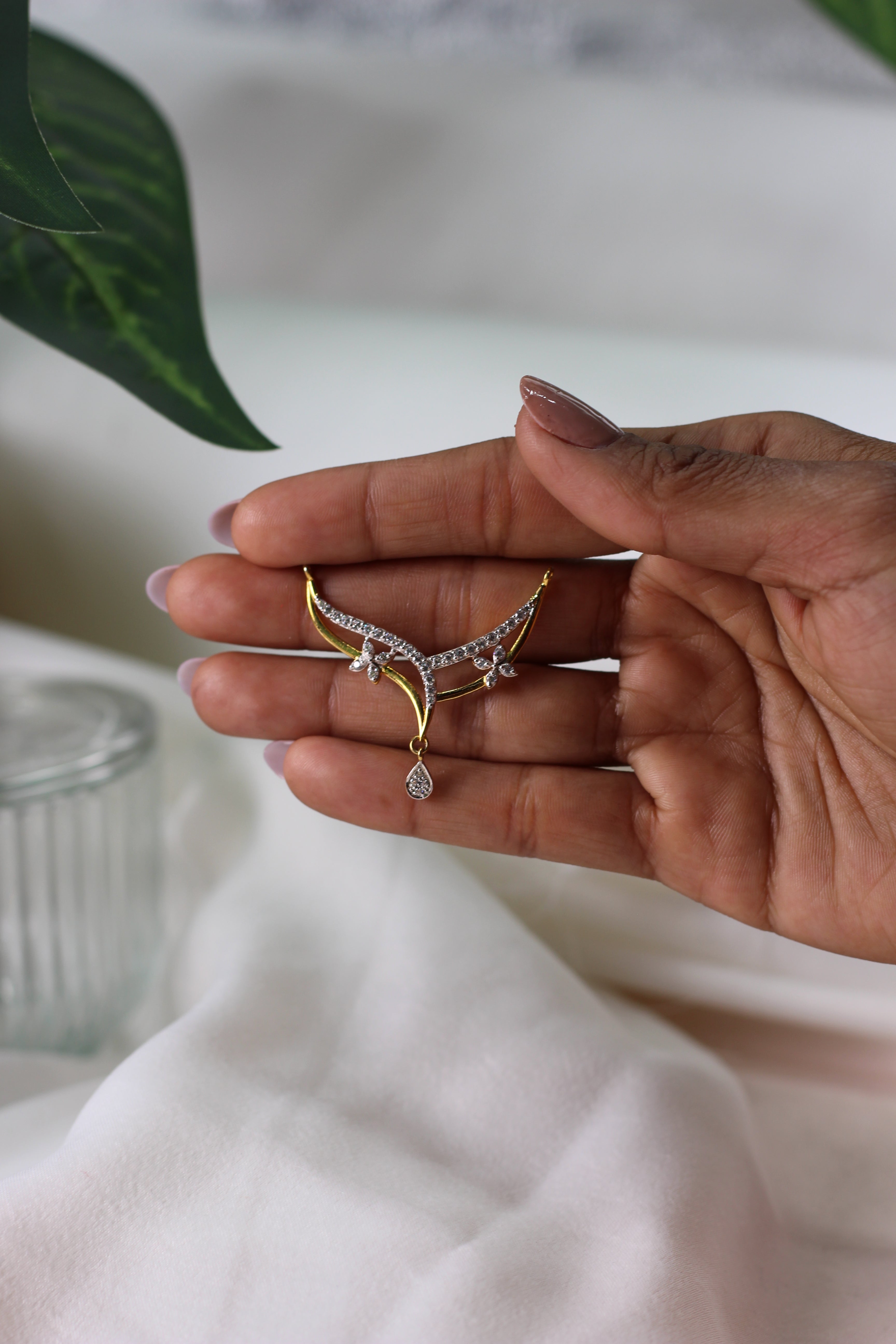 Diamond Floral Gold Mangalsutra Pendant with Drop Design