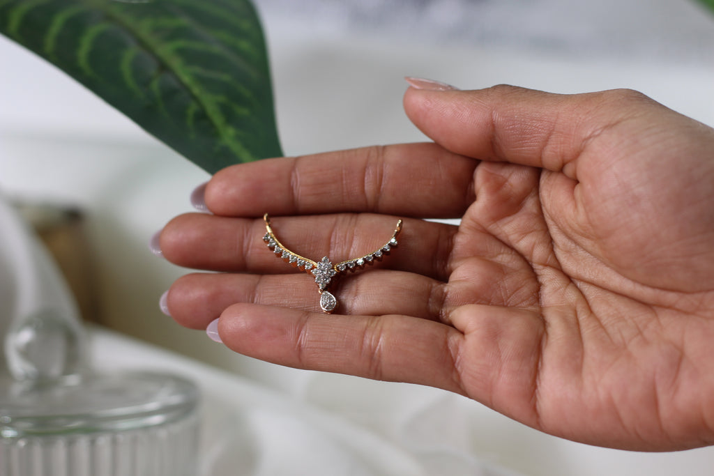 Classic Gold Diamond Mangalsutra Pendant