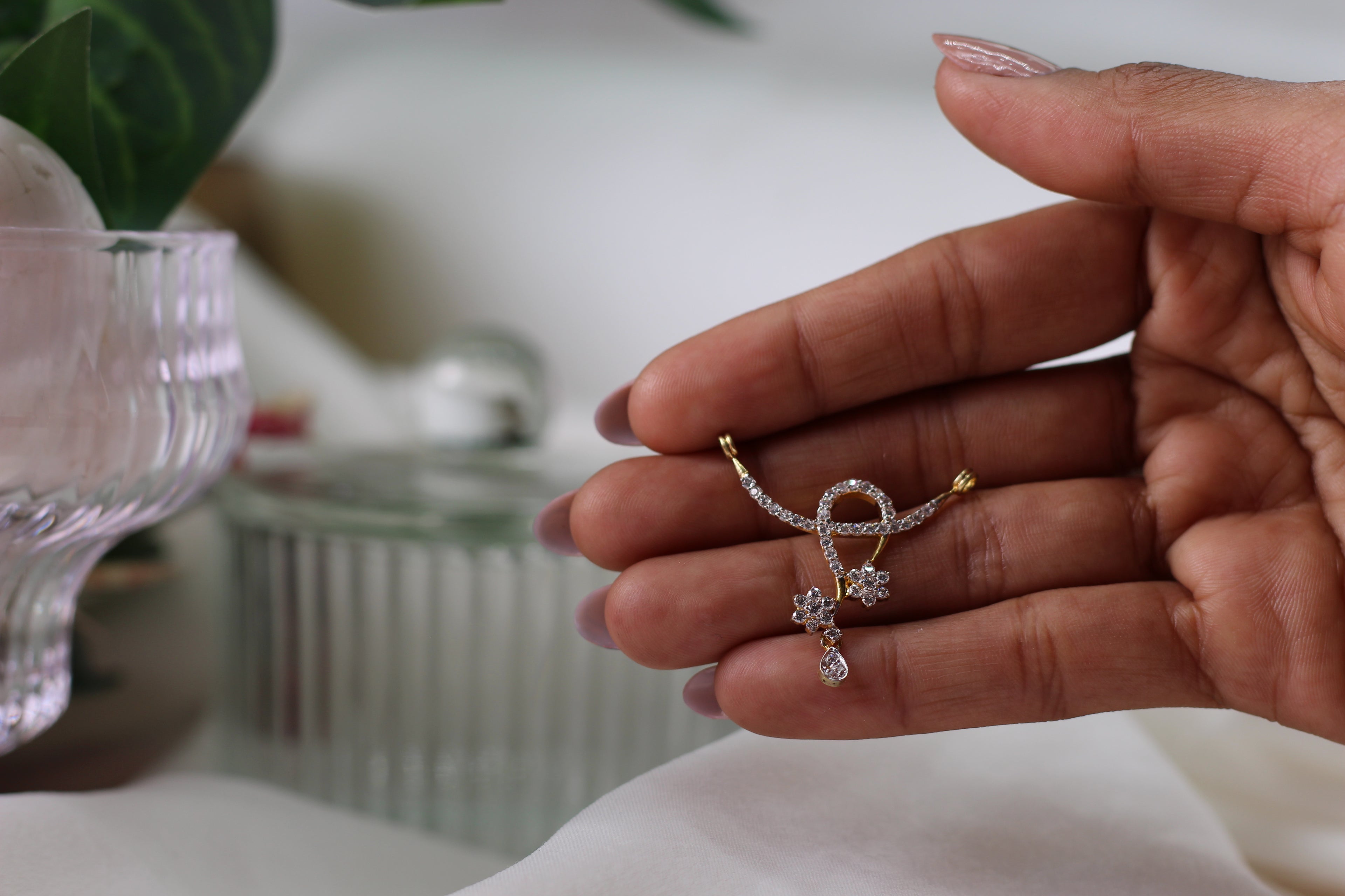 Diamond Loop Curve Floral Drop Mangalsutra Pendant