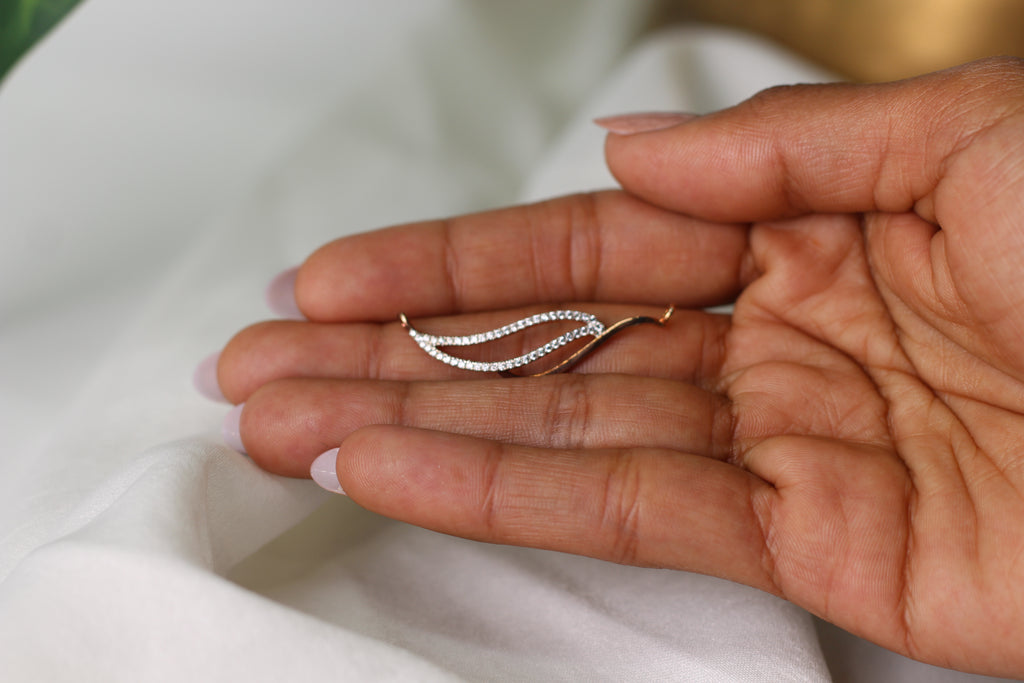 Curved Diamond Gold Pendant