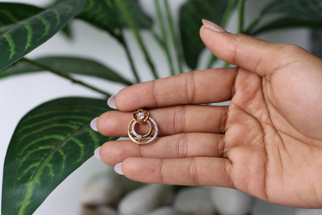 Heart And Circle Shape Gold Pendant With Round Stone