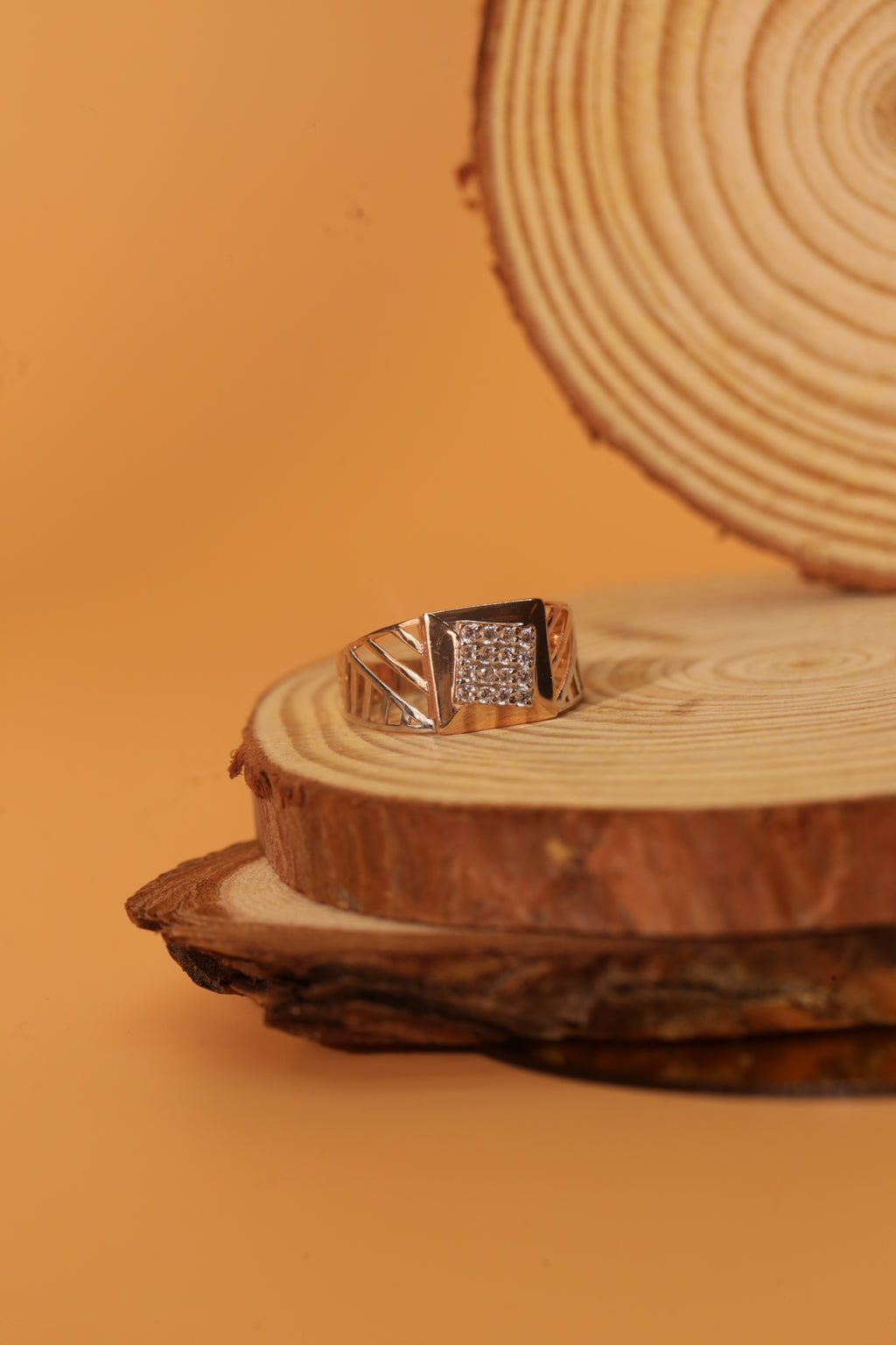 Diamond Square Grid Wide Band Ring