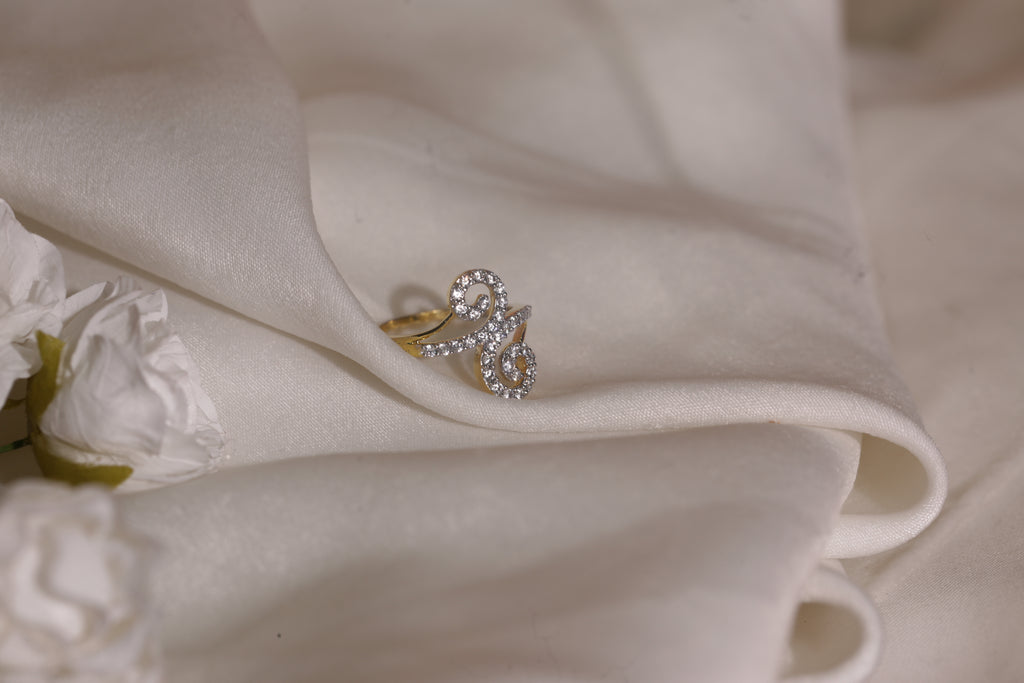 Diamond Swirl Motif Open Band Ring