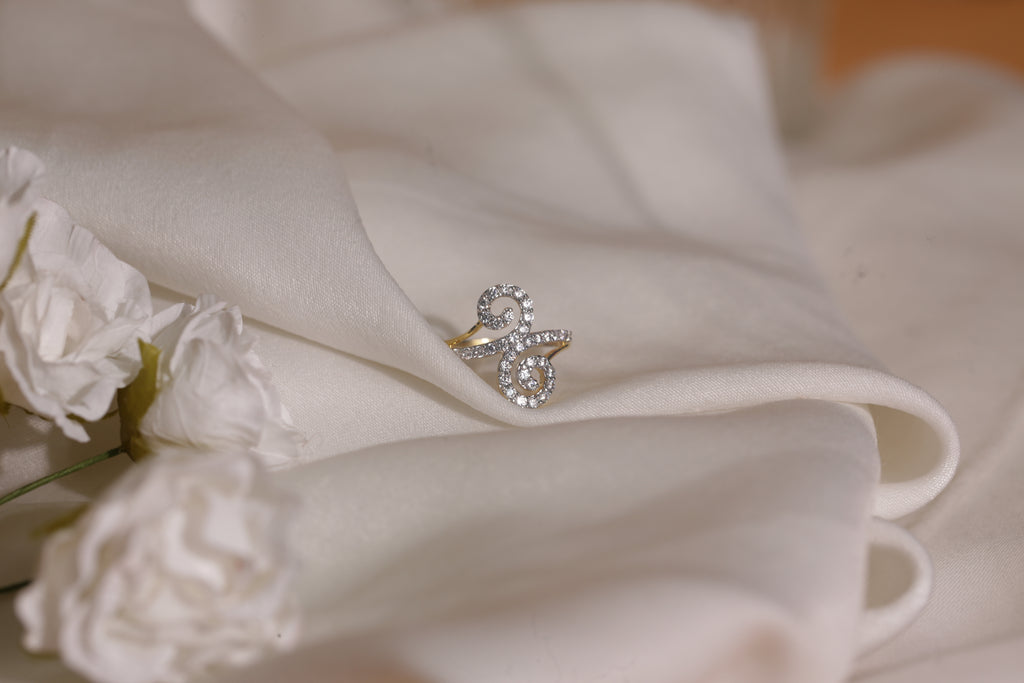 Diamond Swirl Motif Open Band Ring