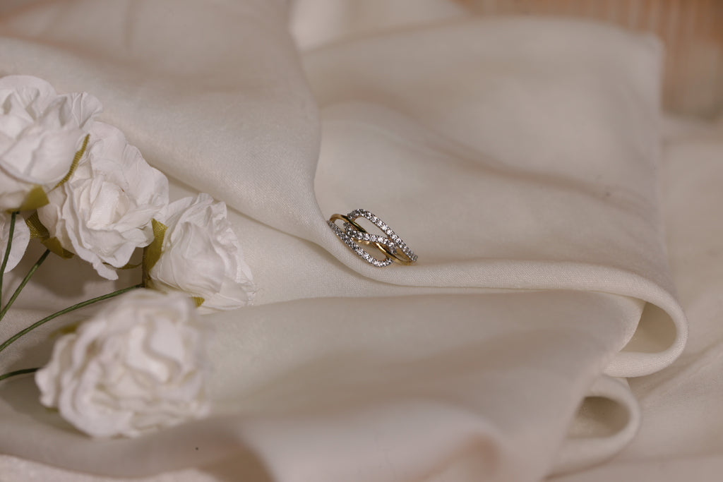 Diamond Interlock Open Band Ring