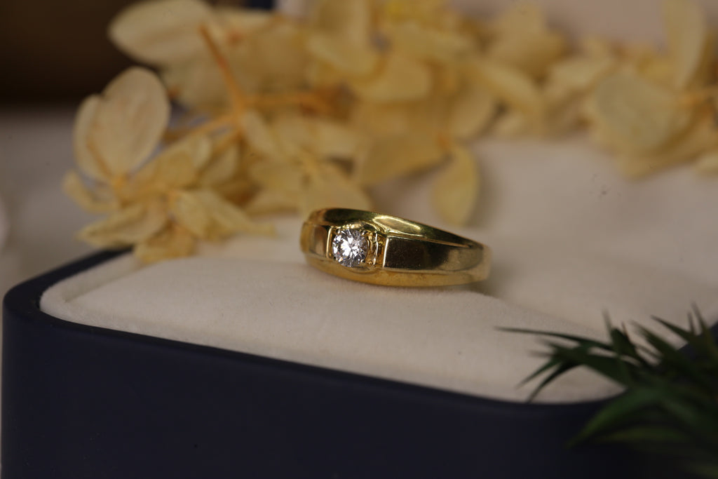 Diamond Single Stone Band Ring