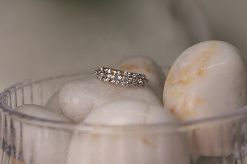 Diamond Lattice Multi Row Band Ring