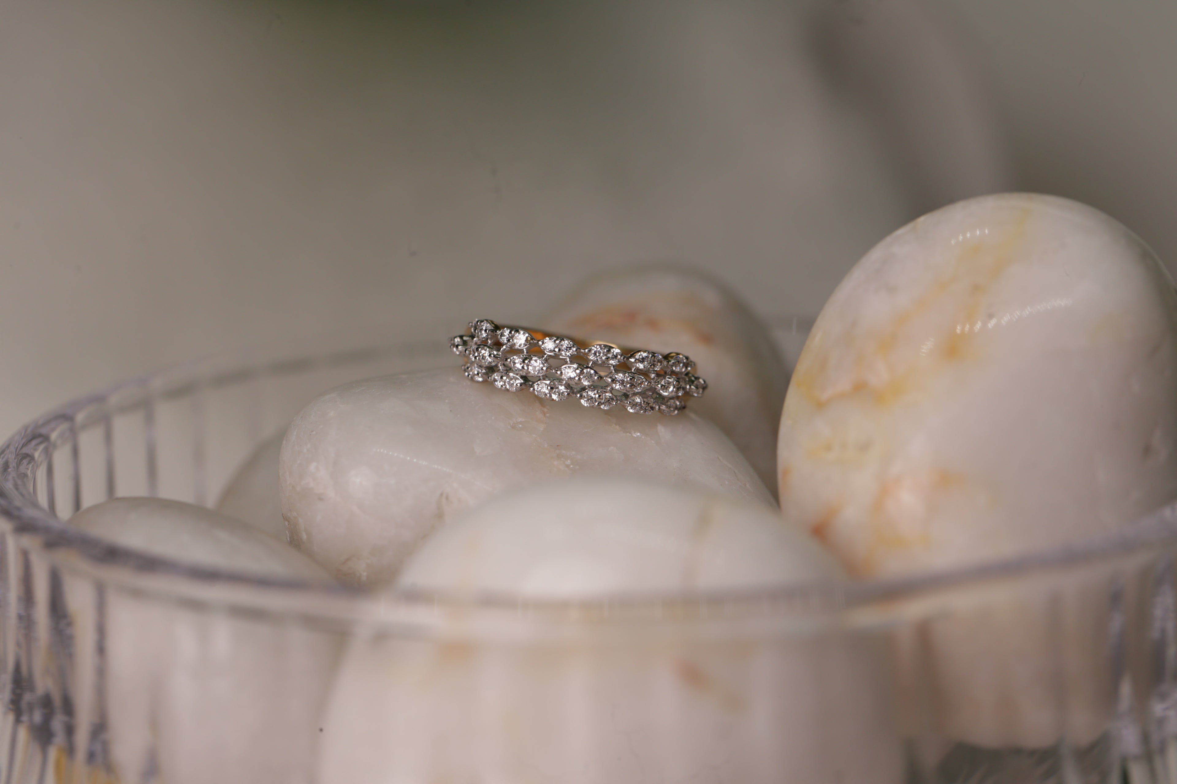 Diamond Lattice Multi Row Band Ring