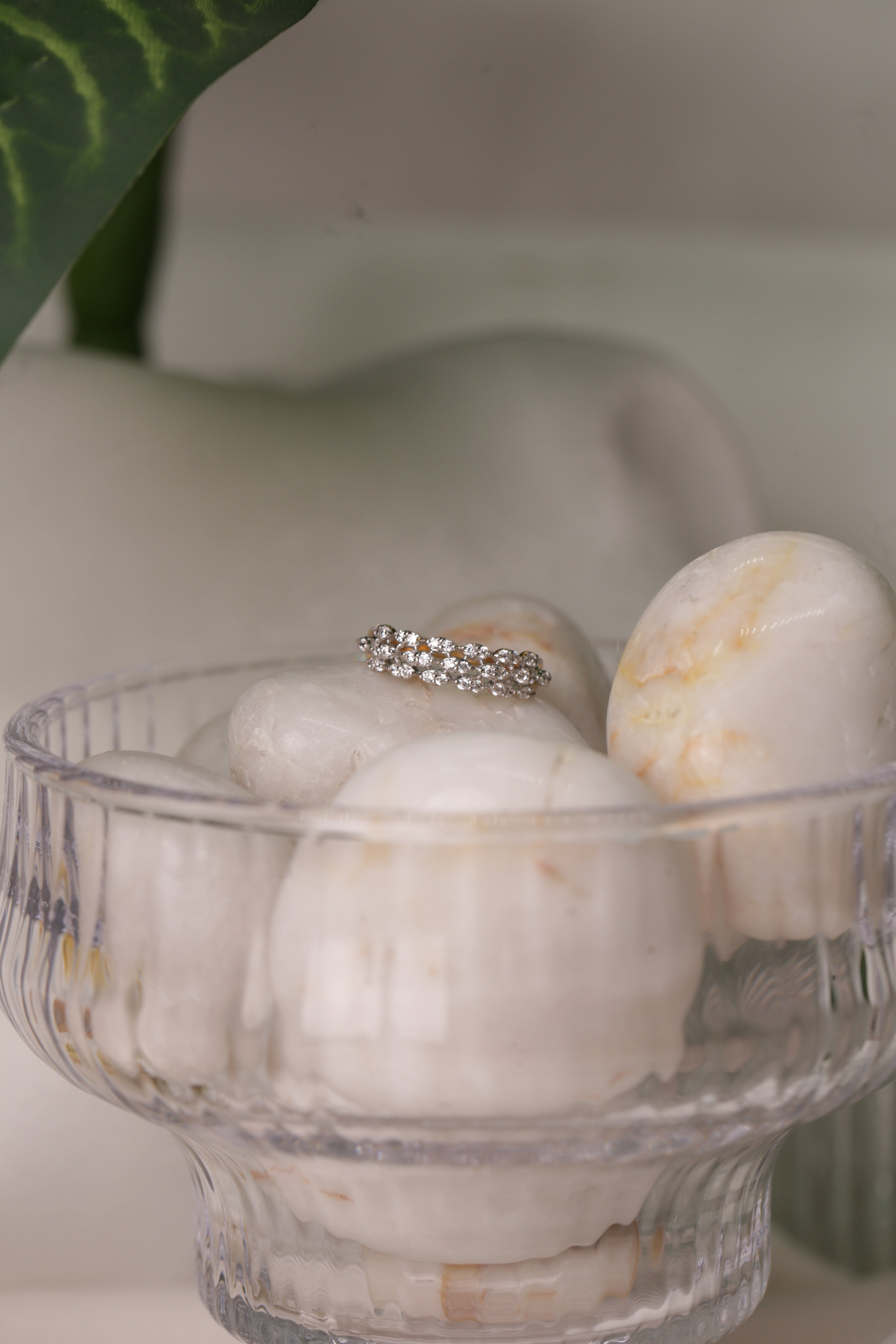 Diamond Lattice Multi Row Band Ring