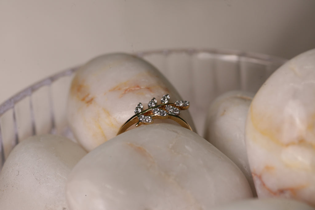 Diamond Leaf Motif Open Band Ring