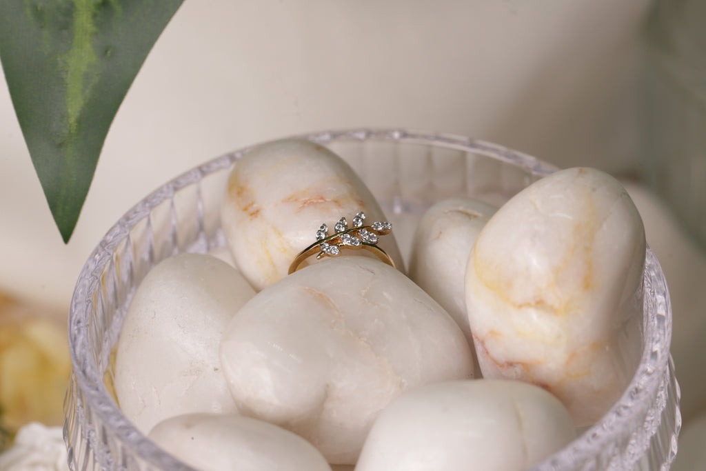 Diamond Leaf Motif Open Band Ring