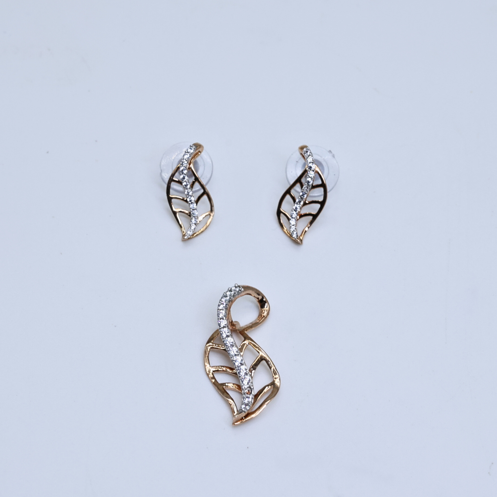 Diamond leaf pendant
Polished leaf pendant
Flowing leaf pendant
Sculpted leaf pendant
Radiant leaf pendant
Leaf pendant with shine
Simple leaf pendant
Leaf design pendant
Streamline leaf pendant
Shimmering diamond pendant