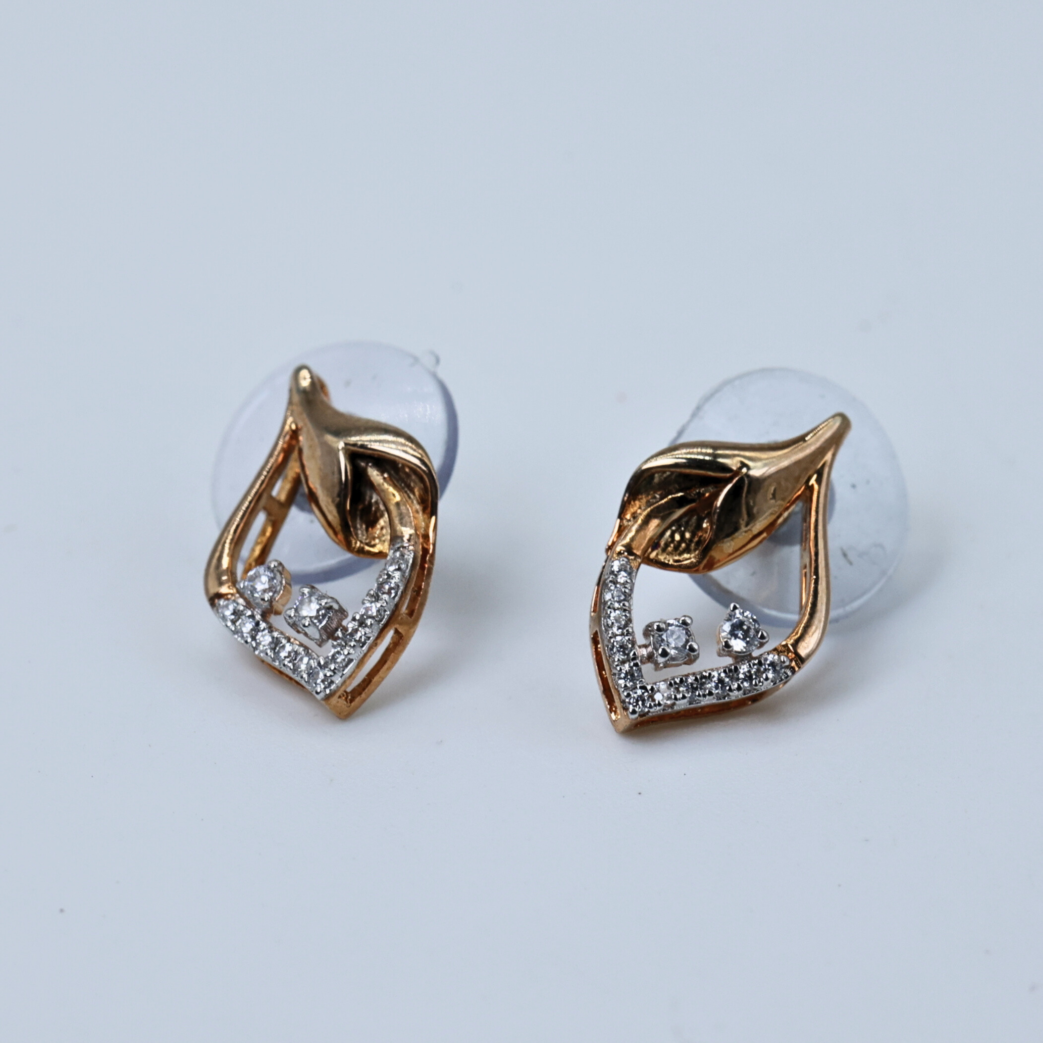 Elegant leafline earrings
Graceful leaf earrings
Delicate leafline earrings
Leaf inspired earrings
Sophisticated leafline earrings
Polished leaf earrings
Subtle leafline earrings
Leaf motif earrings
Leafline drop earrings
Refined leaf earrings