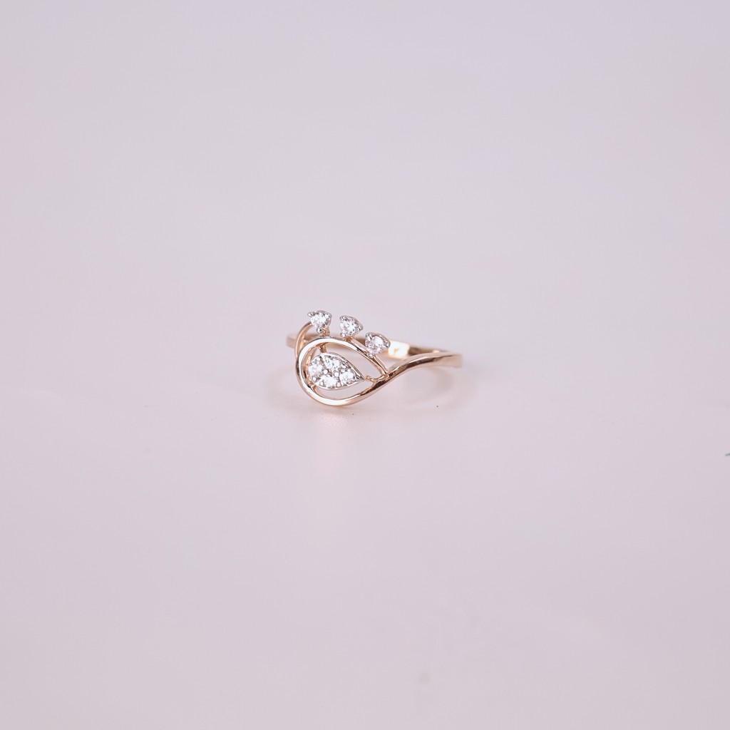 Petal glow diamond ring
Lab grown diamond petal ring
Radiant petal glow ring
Floral petal diamond ring
Petal design diamond ring
Petal ring with diamond
Petal glow diamond band
Lab grown floral diamond ring
Gold petal glow ring
Petal shaped diamond ring