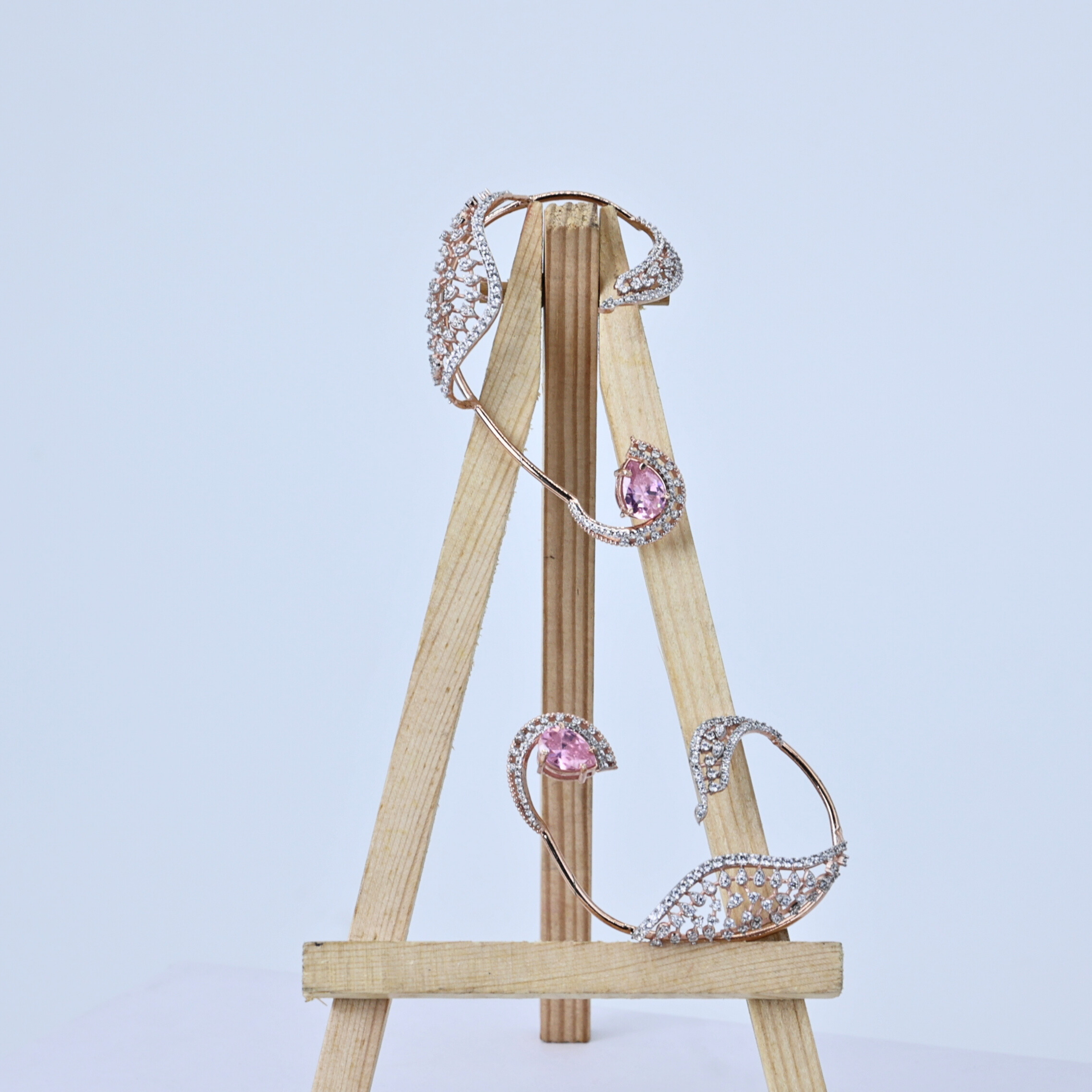 Swan curve pink diamond ear cuff
Pink diamond swan ear cuff
Elegant swan curve ear cuff
Pink diamond ear cuff
Swan pink diamond cuff
Pink diamond ear cuff in swan shape
Glamorous swan curve cuff
Radiant pink diamond ear cuff
Elegant pink diamond cuff
Swirling swan pink diamond cuff