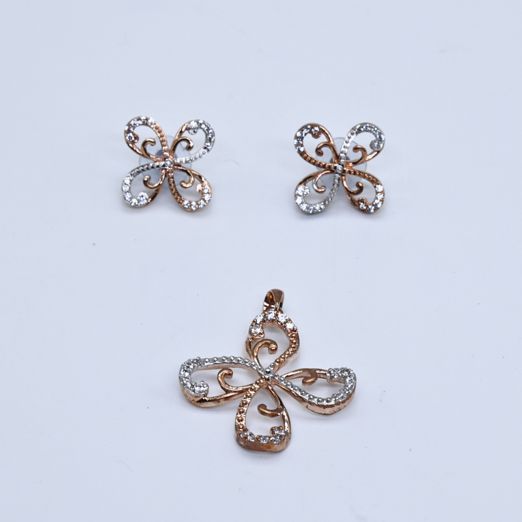 Twirl Bloom pendant
Floral twirl pendant
Bloom pendant with swirl design
Pendant with twirl bloom shape
Flower inspired swirl pendant
Twirl Bloom pendant on chain
Bloom pendant with curved design
Bloom pendant with curved design
Twirl Bloom pendant in metal
Bloom pendant with looped swirl